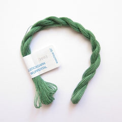 VH3001 Medium Moss Green German Flower Thread