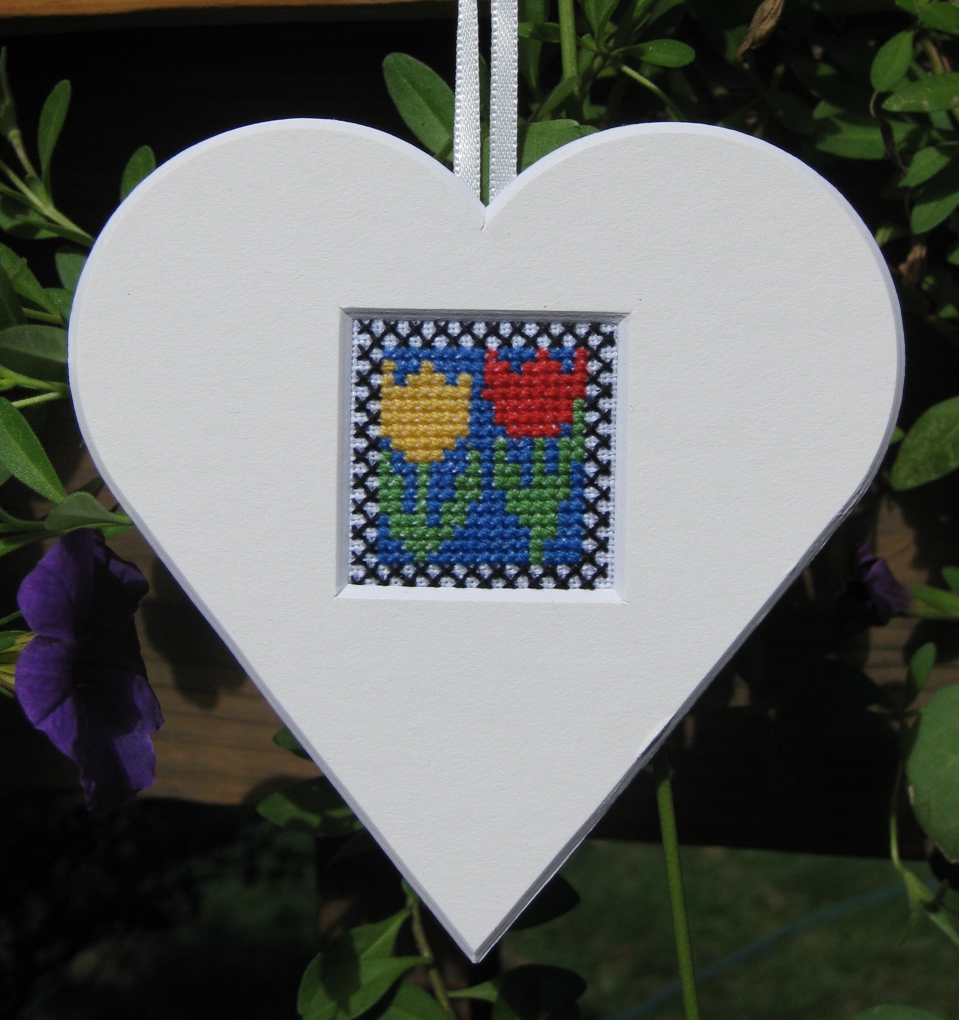 Tulip Heart Cut Out Kit Tulip Heart Cut Out Kit