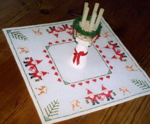 Tomte Twins Square by Gunilla Designs Tomte Twins Square by Gunilla Designs