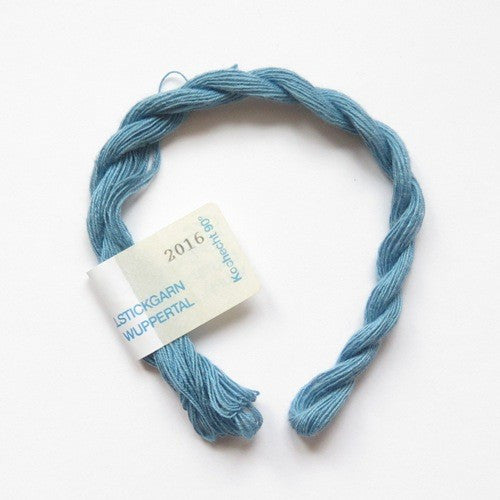 VH2016 Medium Ocean Blue German Flower Thread